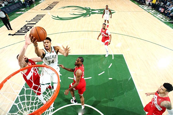 小卡34分快船7连胜登顶西部,小卡35分全场录像