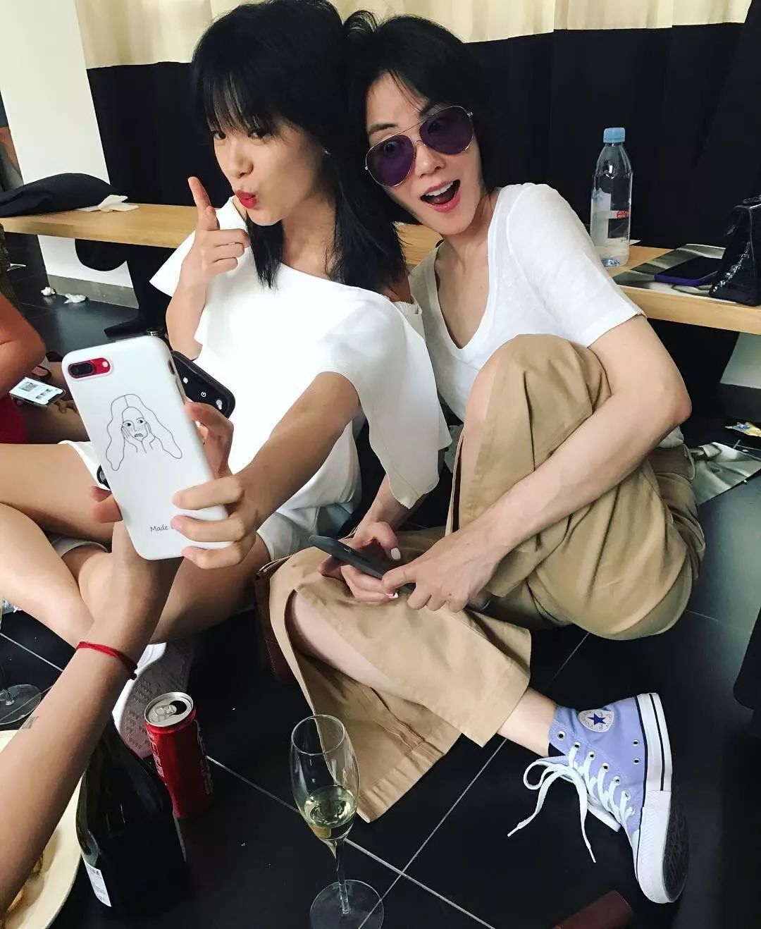 王菲50多岁依旧年轻的心态,半隐退娱乐圈