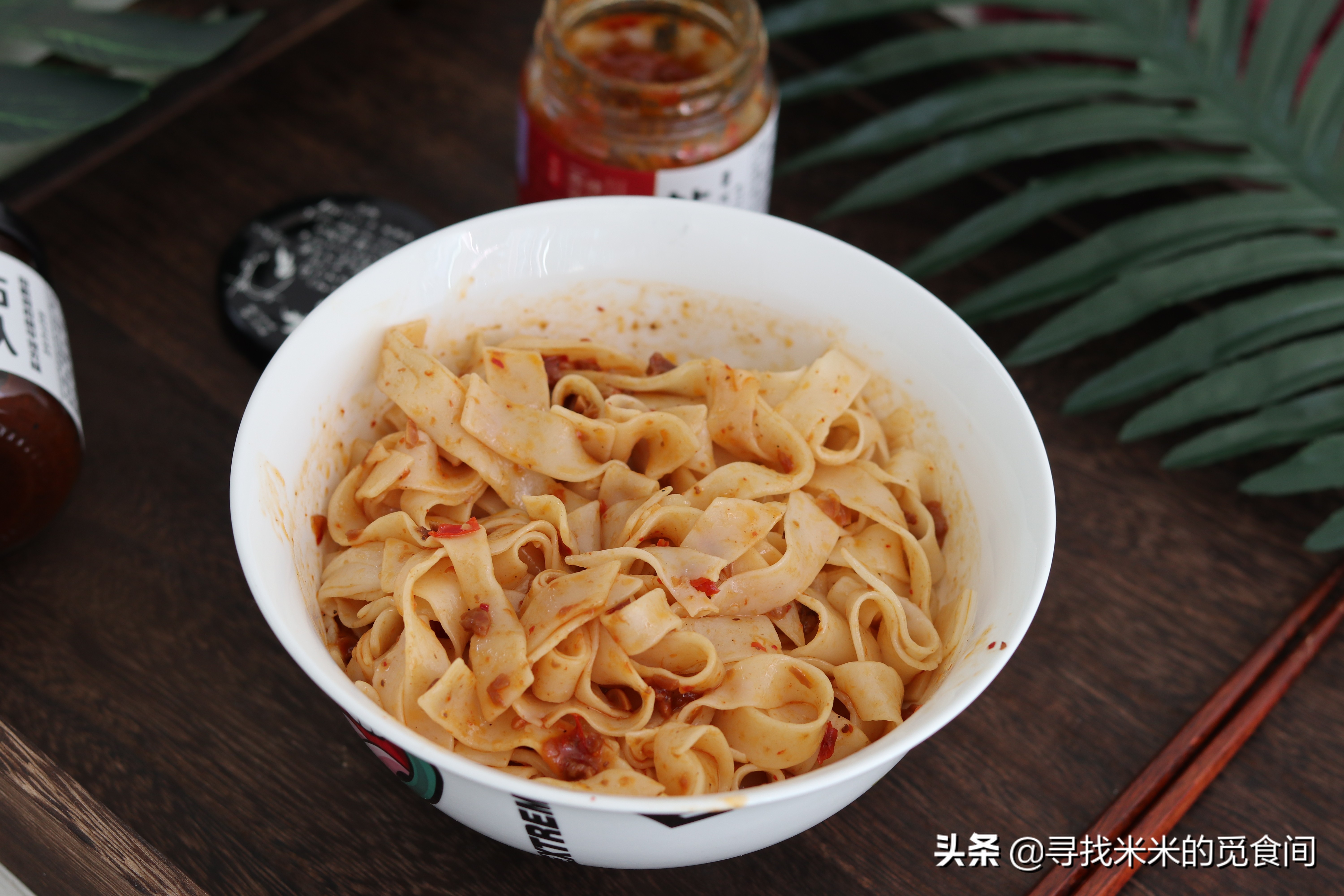 饺子皮千万别扔教你做好吃的 (饺子皮可以直接煮来吃吗)