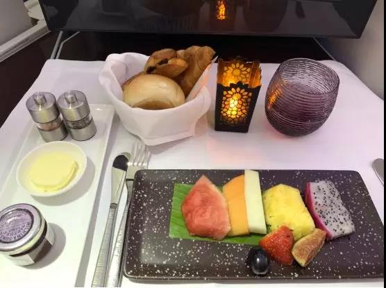 卡塔尔航空商务舱功能攻略,卡塔尔航空商务舱和头等舱的区别