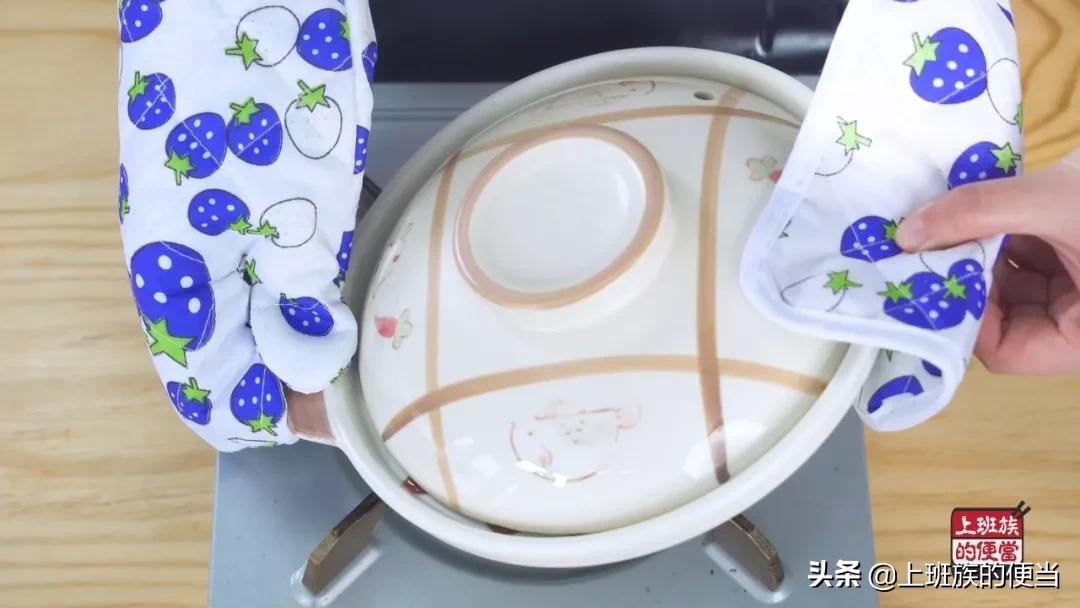 怎么做出锅巴煲仔饭,煲仔饭锅巴怎么做又脆又好吃