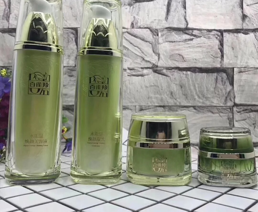 百雀羚和佰草集哪个适合干皮肤,国货护肤品牌百雀羚自然堂