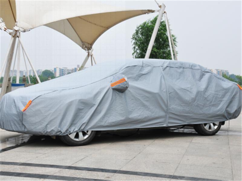 高温暴晒的汽车,高温天气汽车暴晒有啥影响