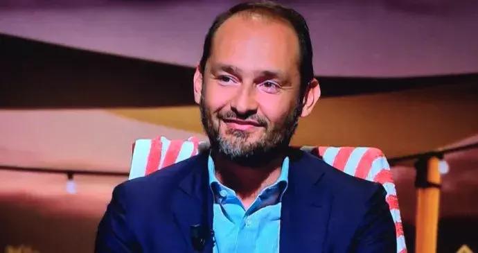 萨先生最新消息,萨老爷子的图片