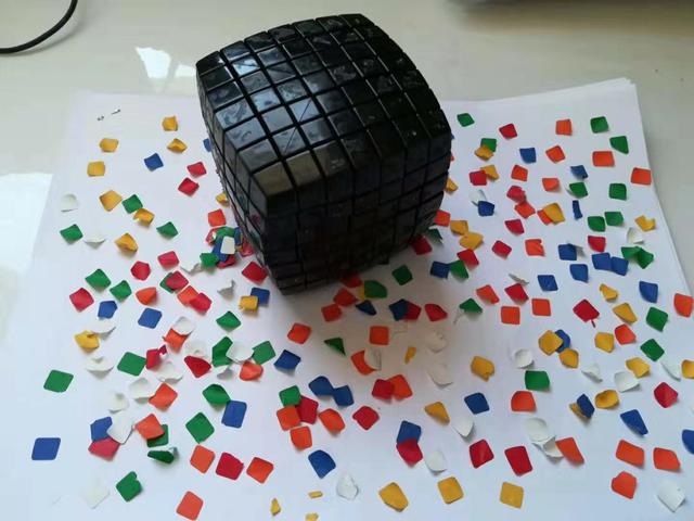 我和魔方做朋友的主题小报,我和魔方做朋友手绘