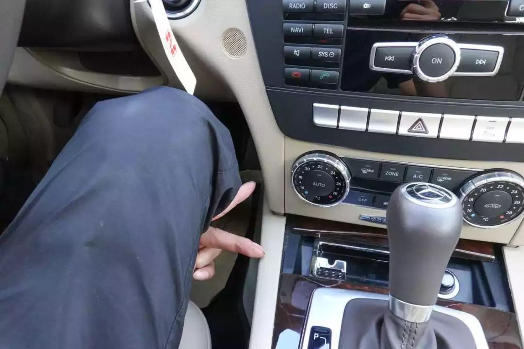 14万买奔驰C，6年只跑2万公里，收藏级