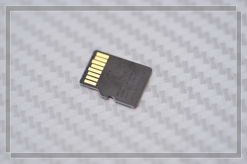 手头这多卡—到底哪款TF卡才值得购买?