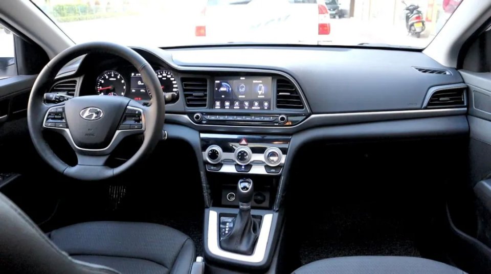 领动1.5和雷凌1.2t哪个油耗高,丰田雷凌1.5对比现代领动1.6