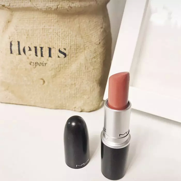 适合16岁女生的大牌口红,选对口红做个精致的猪猪女孩