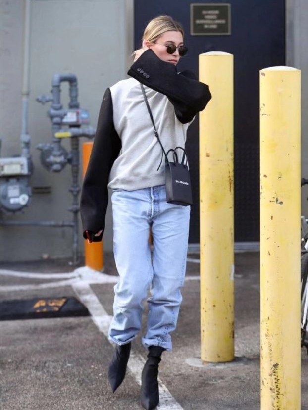 双肩包推荐好看百搭,双肩包真皮过时处理