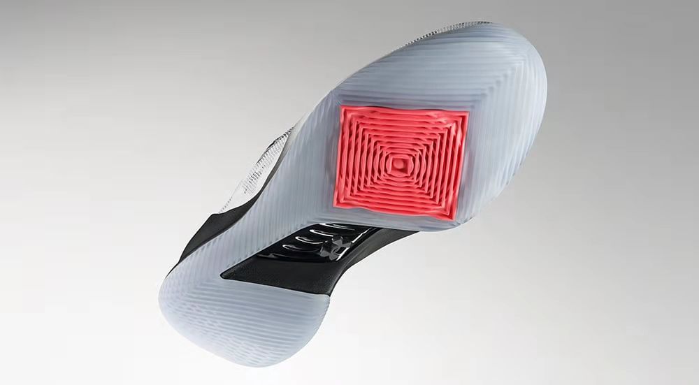 以妻子的事业命名，库里UA战靴Curry5发布新配色，现已市售！