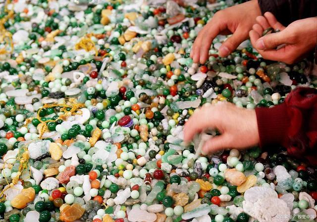 市面上的翡翠玉石都是什么,真假翡翠玉石的鉴别方法图解