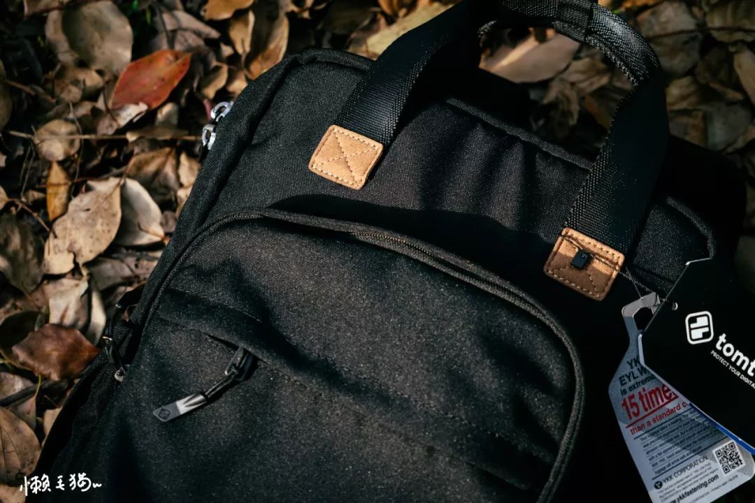 低调且实用,妹子通勤也能背——tomtocA60双肩包测评