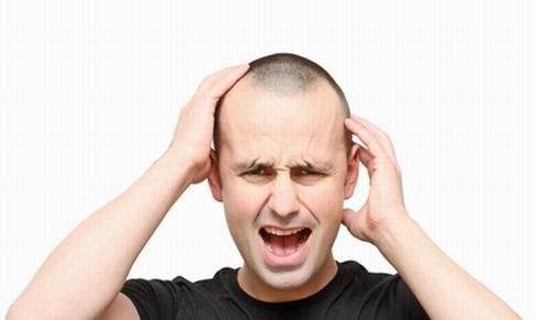 贝克汉姆脱发,贝克汉姆被曝脱发角度问题