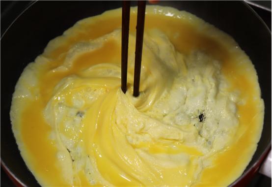 日本鸡蛋包饭做法视频,蛋包饭做法简单营养又美味