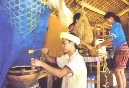 喝正宗的黎族山兰酒,黎族特色山兰酒是什么