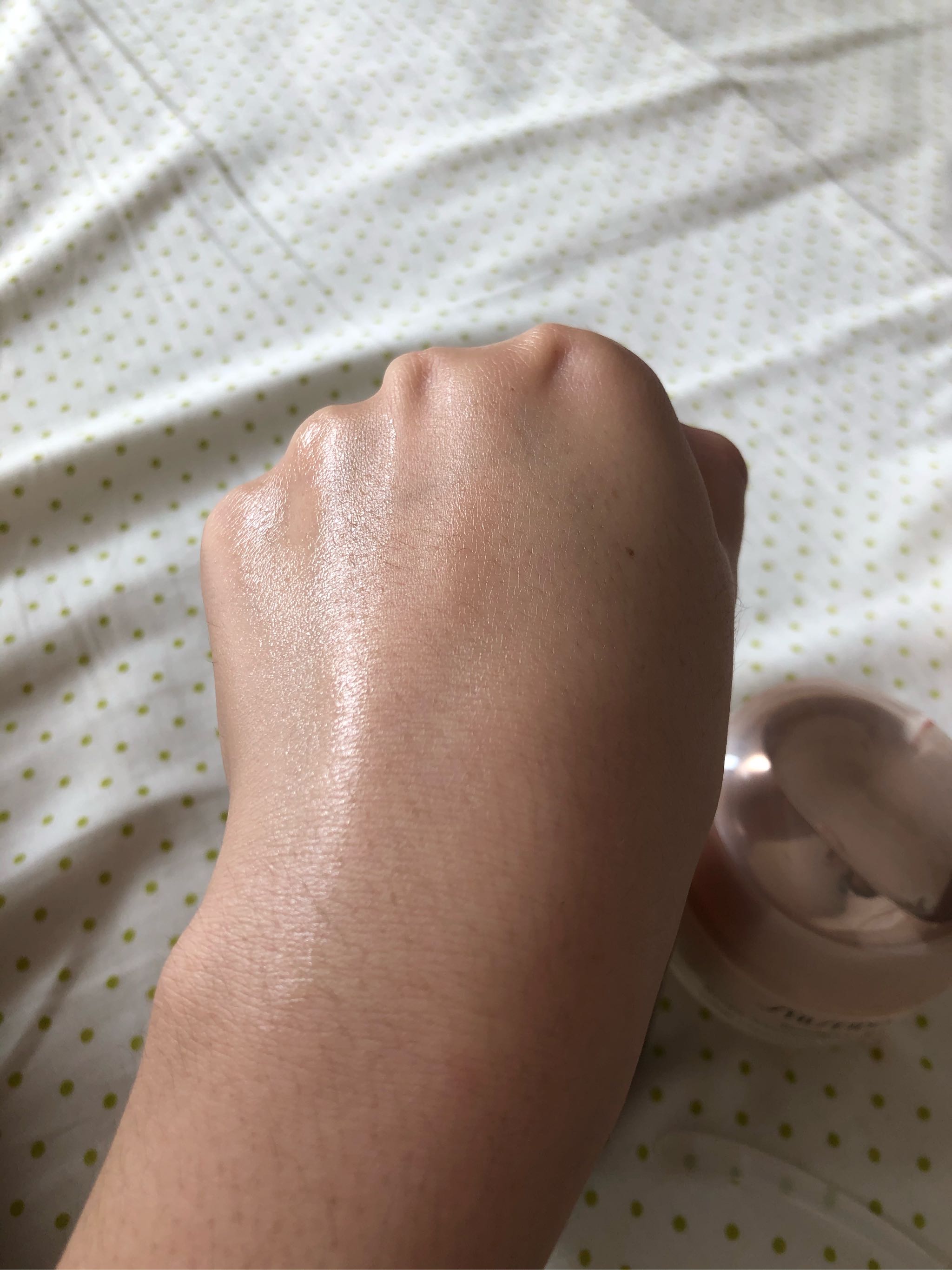 skii小红瓶面霜和大红瓶面霜区别,哪种牌子的面霜最有效果最好用呢