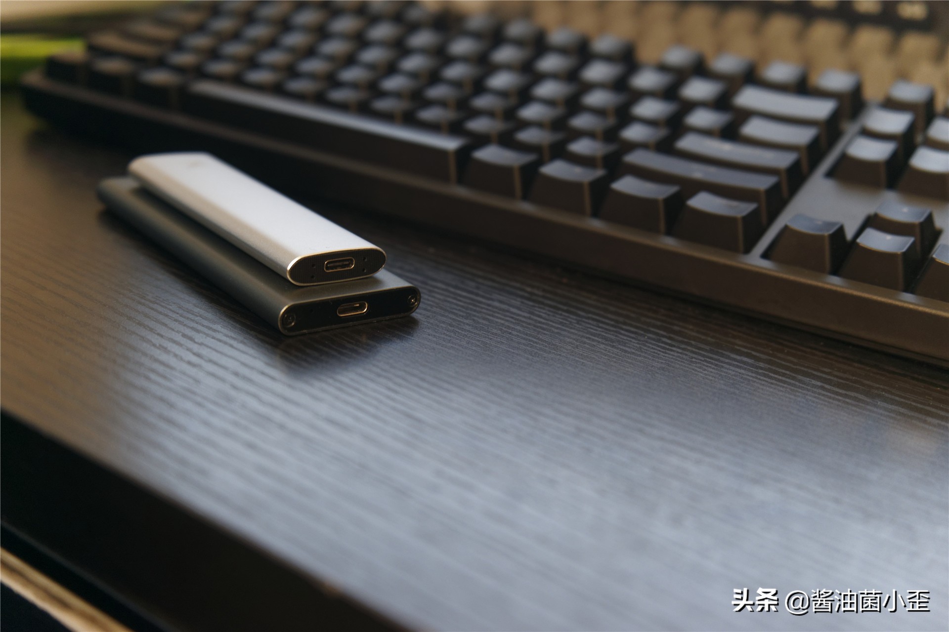 朗科移动固态硬盘1t,朗科z固态硬盘怎么样