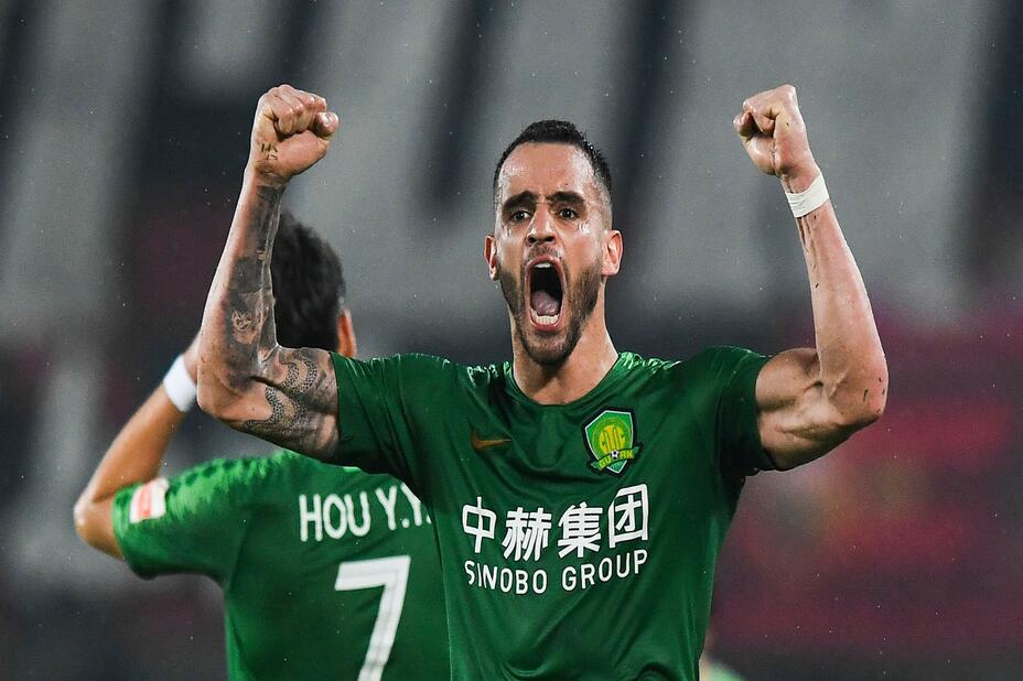 恒大上港紧追国安鲁能落败,国安2018夺冠