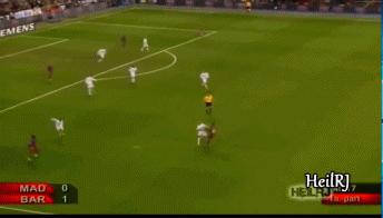 罗纳尔迪尼奥足球盘带,足球精灵罗纳尔迪尼奥过人