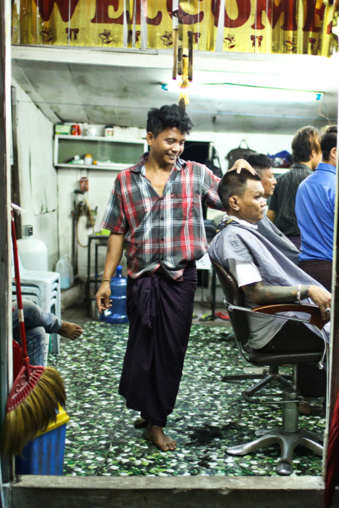 一座美丽的城市缅甸仰光,80年代的缅甸仰光城市