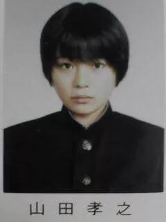 他拍沙雕广告、演AV导演,却是玩家公认的好演员|游戏人物传