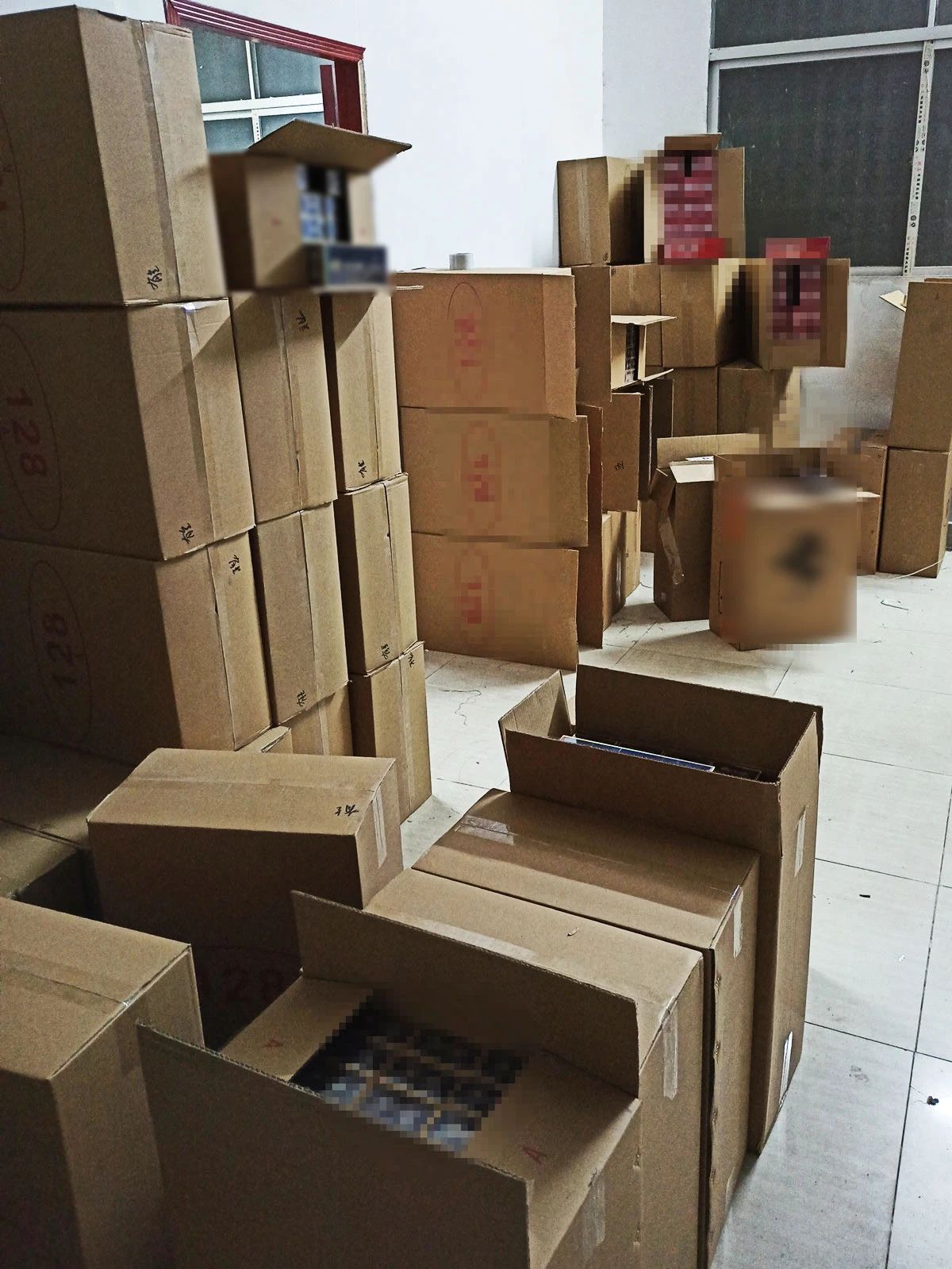 真烟和假烟有哪些区别,鉴别真烟假烟最有效的方法