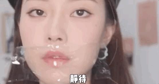 迪丽热巴嘴唇厚,正确脸部护肤步骤迪丽热巴