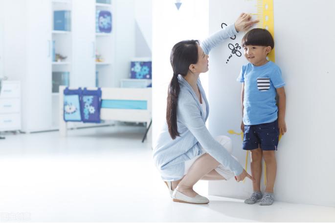 孩子发育迟缓个子矮吃什么药,孩子发育慢个子矮挂什么科