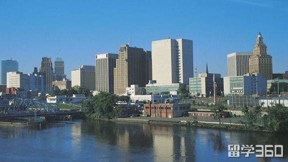 美国最贵留学城市排名前十,美国适合居住和留学的城市