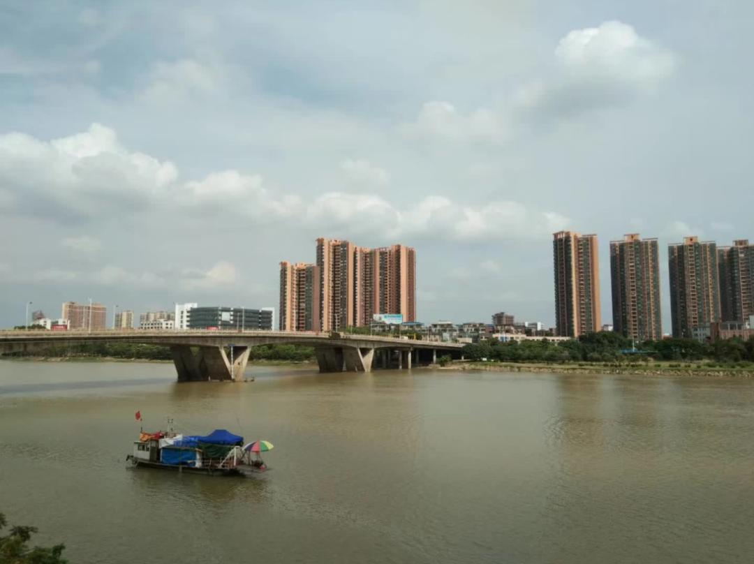 石龙最新房价多少钱一平方,石龙华讯大宅二手房价格