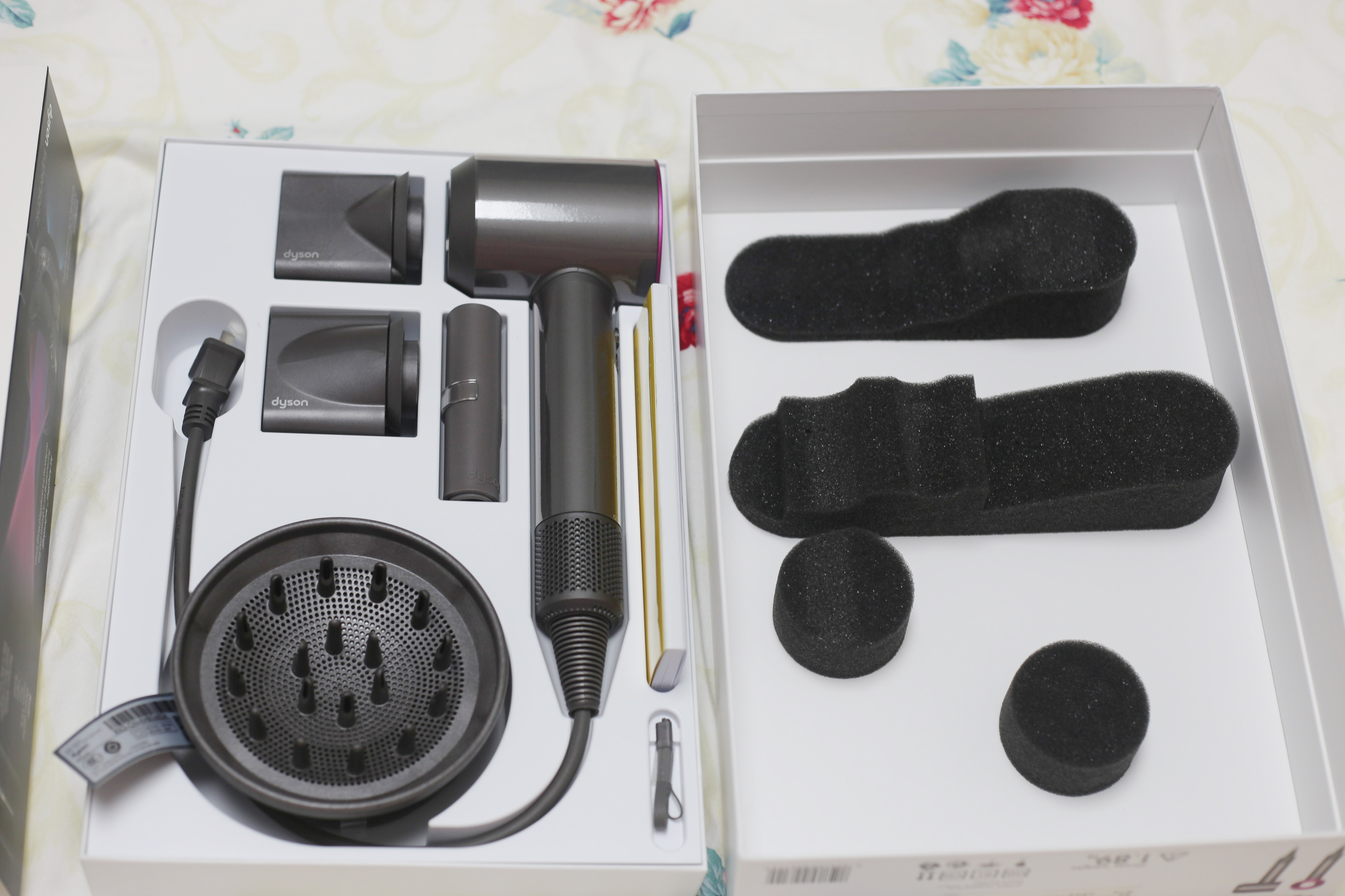 戴森吹风机直发梳毛躁,戴森吹风机怎么吹不毛躁