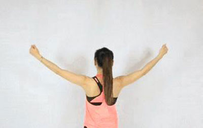 圆肩特别严重怎么办,圆肩怎么改善最有效的方法