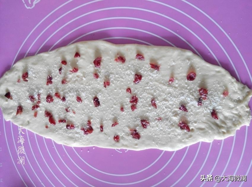 只要稍加干预，面包机也能玩花样，柔软拉丝好吃到停不下来