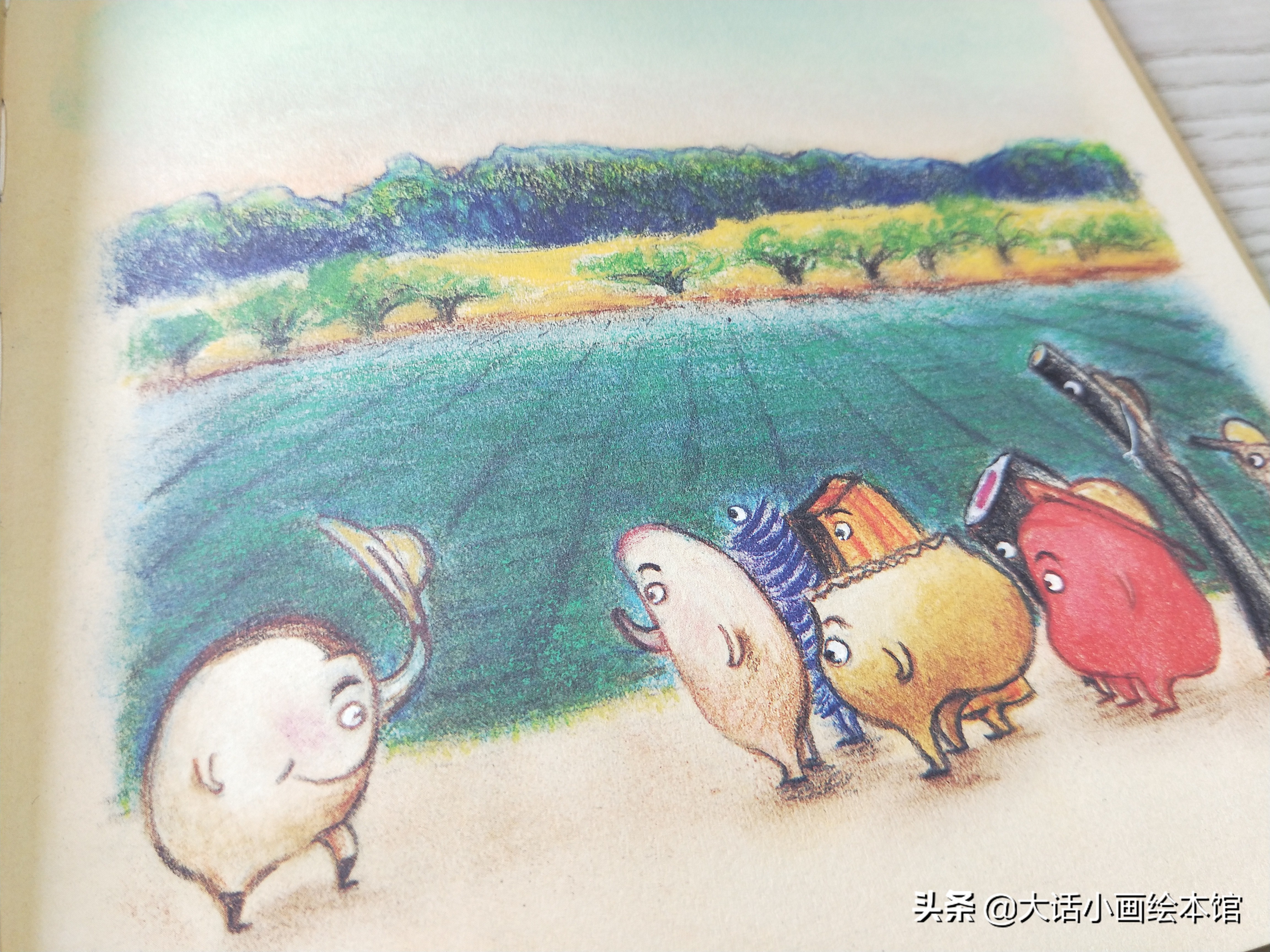 “嘿哟嘿哟嘿”,喊着号子,跟着饭团一起去插秧