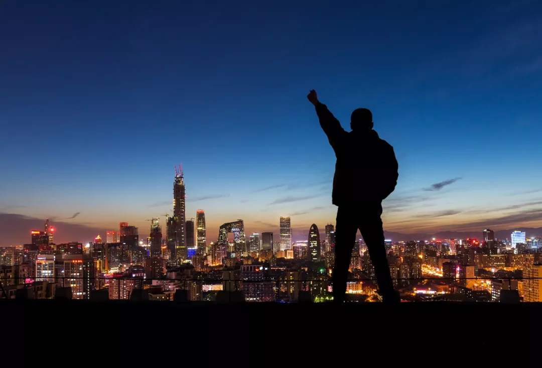 没钱没人脉怎么创业,没学历没人脉的人该如何创业