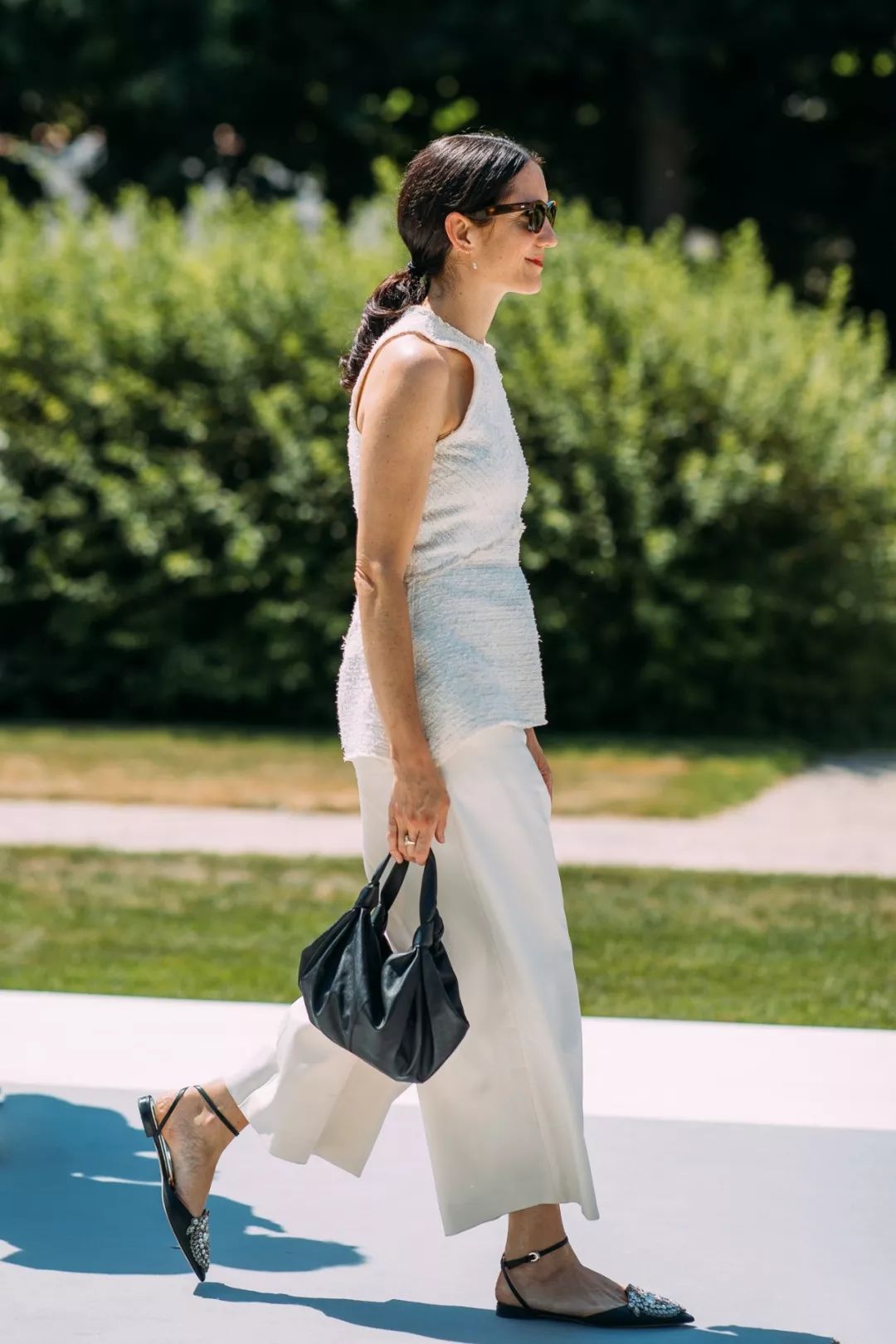 秋冬款舒适不累脚的平底鞋,今年春夏穿什么平底鞋好看