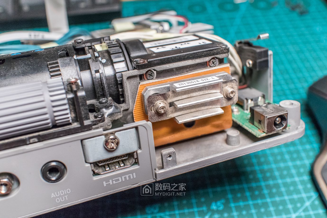 卡西欧激光投影机更换dmd,卡西欧激光投影拆机