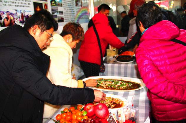 终于让我扒出潍坊尝玖海鲜超市不为人知的秘密！