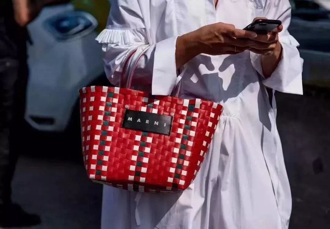 高定burberry包包,burberry时尚通勤包包