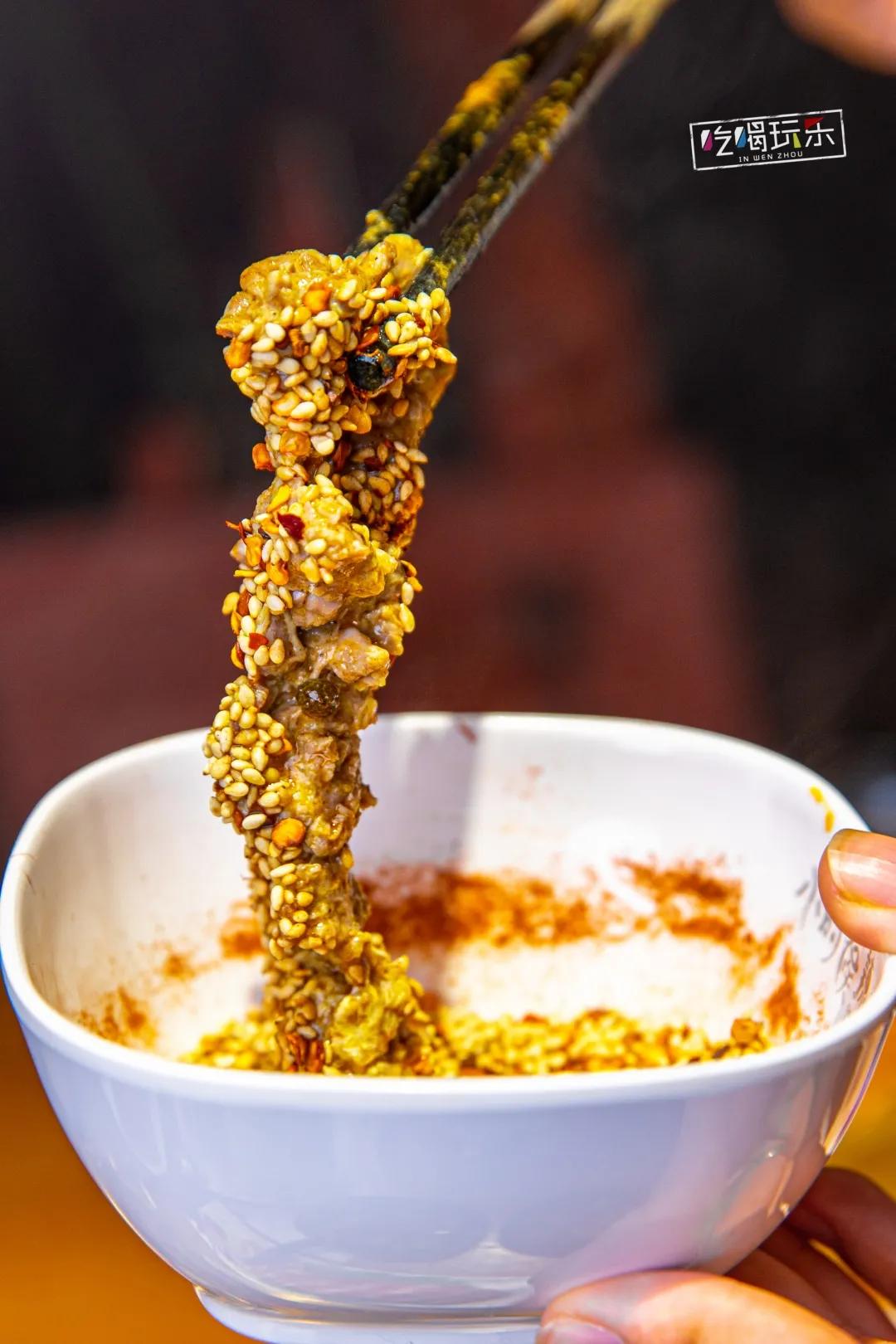 温州爆火美蛙鱼头,重庆最火爆的美蛙鱼头