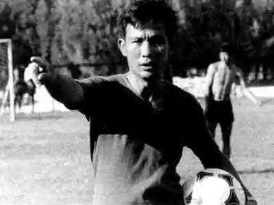 从稚气未脱到现在的满脸沧桑,从顽皮小子到大国领袖