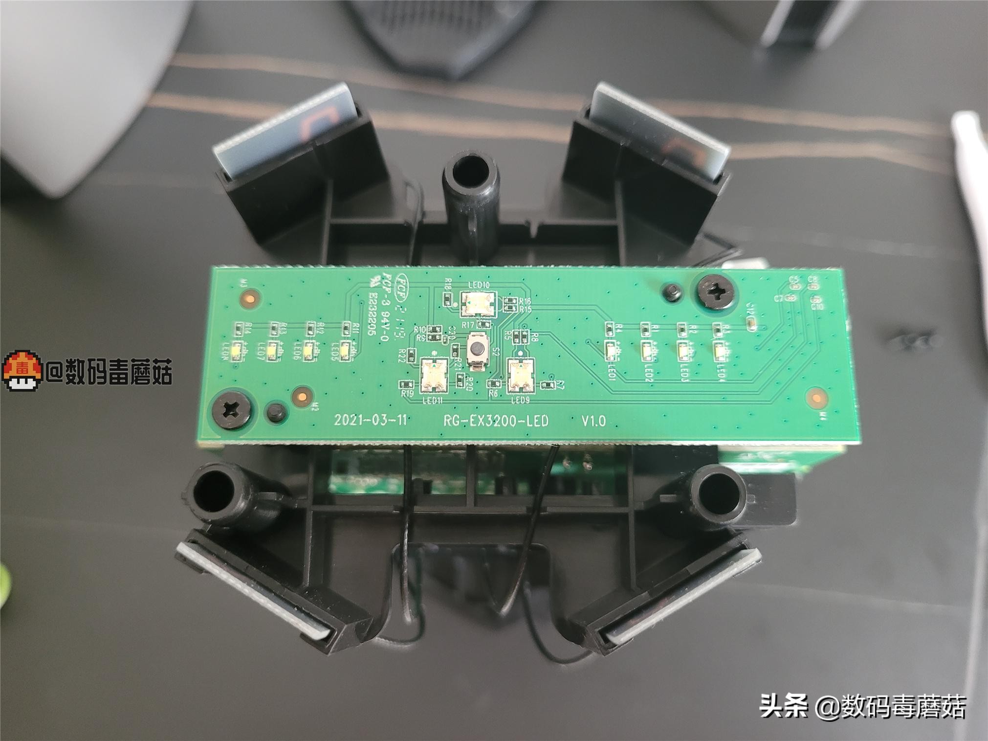 锐捷路由器x32pro与星耀m32哪个好,锐捷星耀m32怎么和旧路由器连接