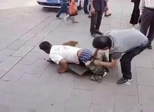 美国男子没手没脚,美国先天没有四肢的男孩