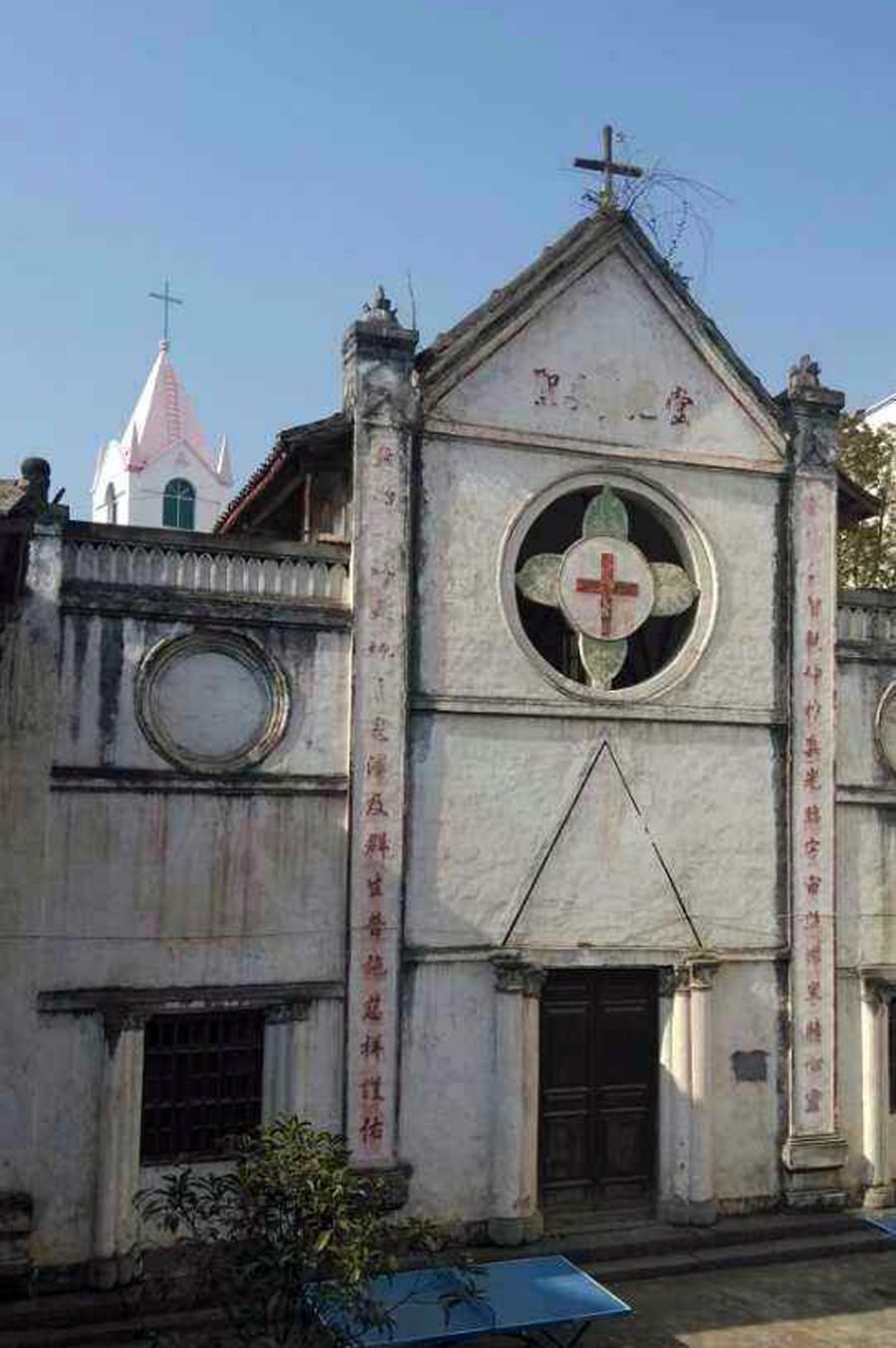重庆巫山县地形最平坦的镇,和奉节接壤,场镇规模居县内前茅