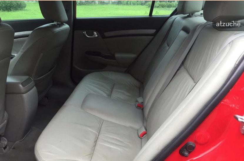 红标思域typer和保时捷911赛跑,思域带红标跑得过保时捷911吗