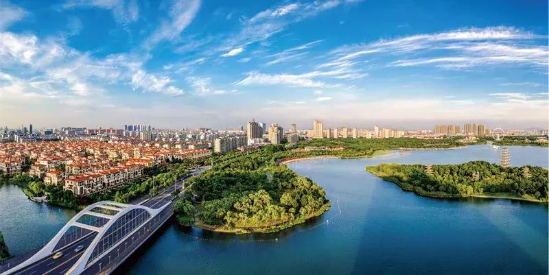 一座城市的精神,一个城市的记忆与梦想