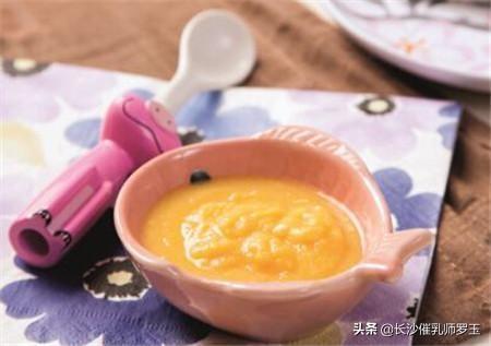 四个多月加辅食,四个月宝宝可以加辅食吗