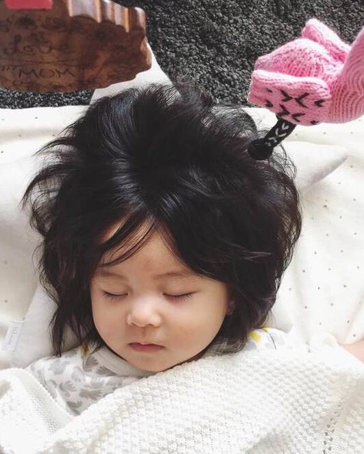 宝宝不长头发怎么补,宝宝怎么样才能不长白头发