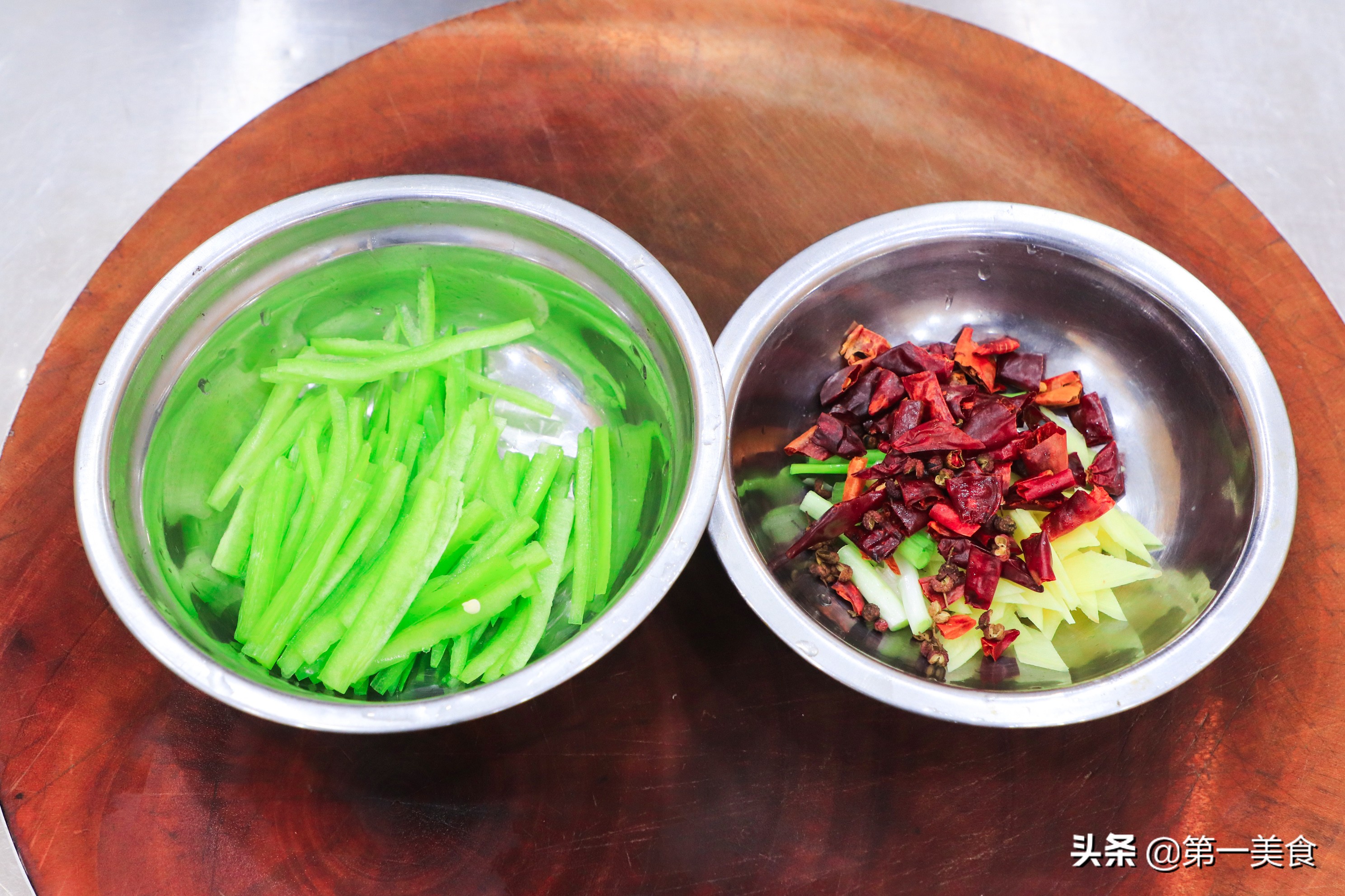 航天员回来第一餐吃什么,航天员返回第一餐